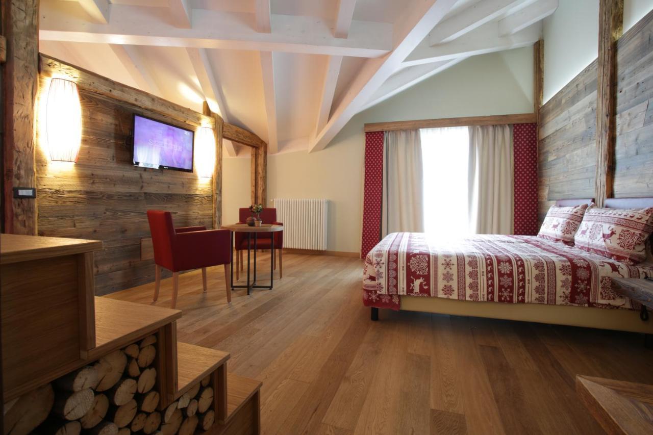 Hotel Delle Alpi パッソ・デル・トナーレ エクステリア 写真