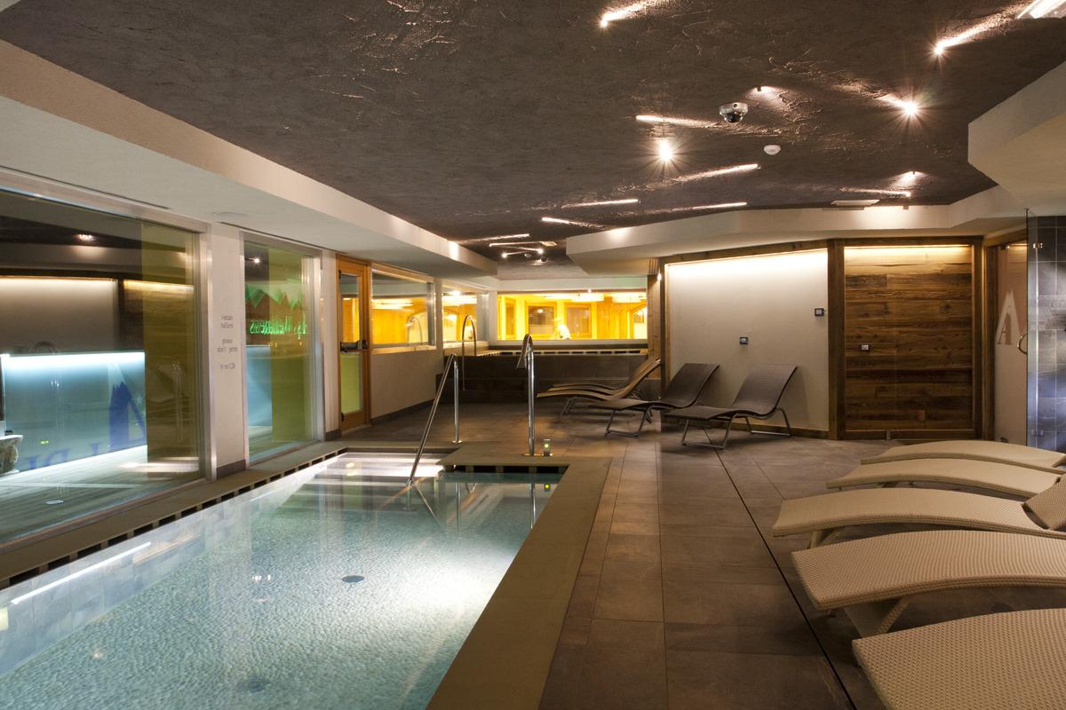 Hotel Delle Alpi パッソ・デル・トナーレ エクステリア 写真