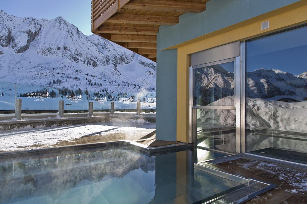 Hotel Delle Alpi パッソ・デル・トナーレ エクステリア 写真