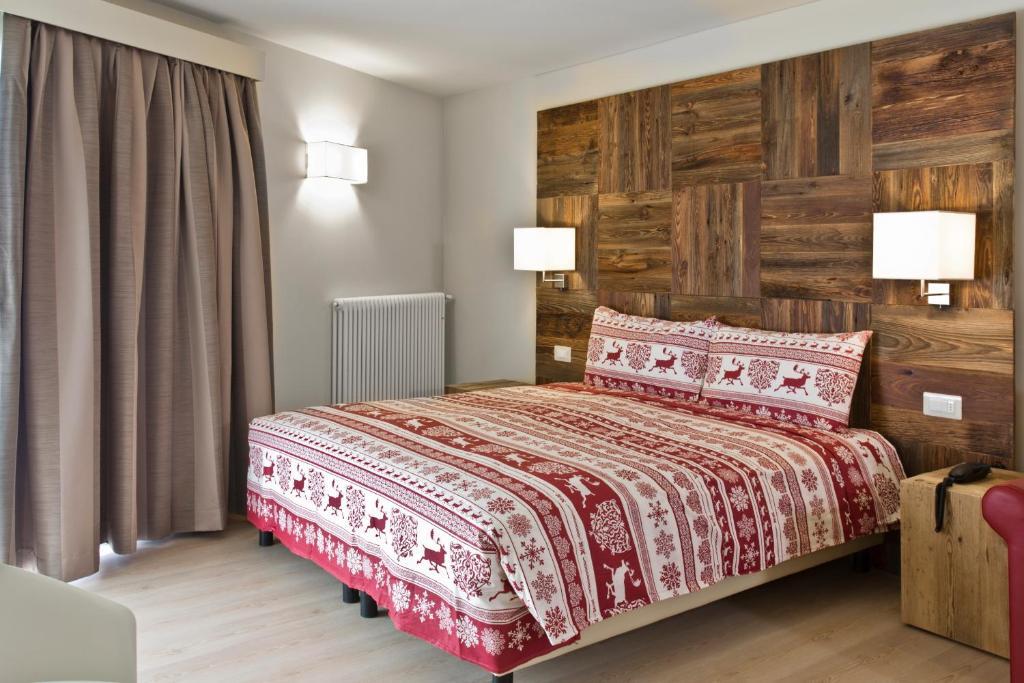 Hotel Delle Alpi パッソ・デル・トナーレ 部屋 写真